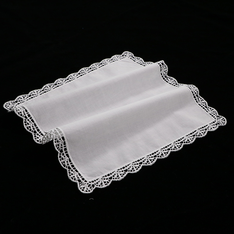 مناديل دانتيل بيضاء D003 من ال - مراجعة Monogrammed Handkerchief وسعره
