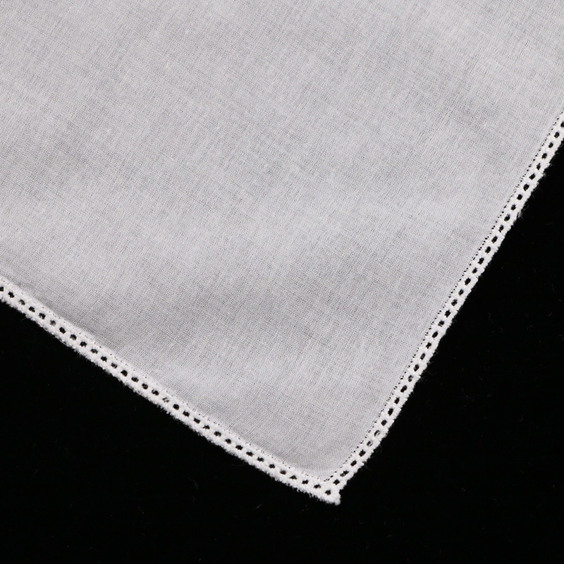 مناديل قطنية بيضاء مطرزة بالدا - مراجعة Monogrammed Handkerchief وسعره