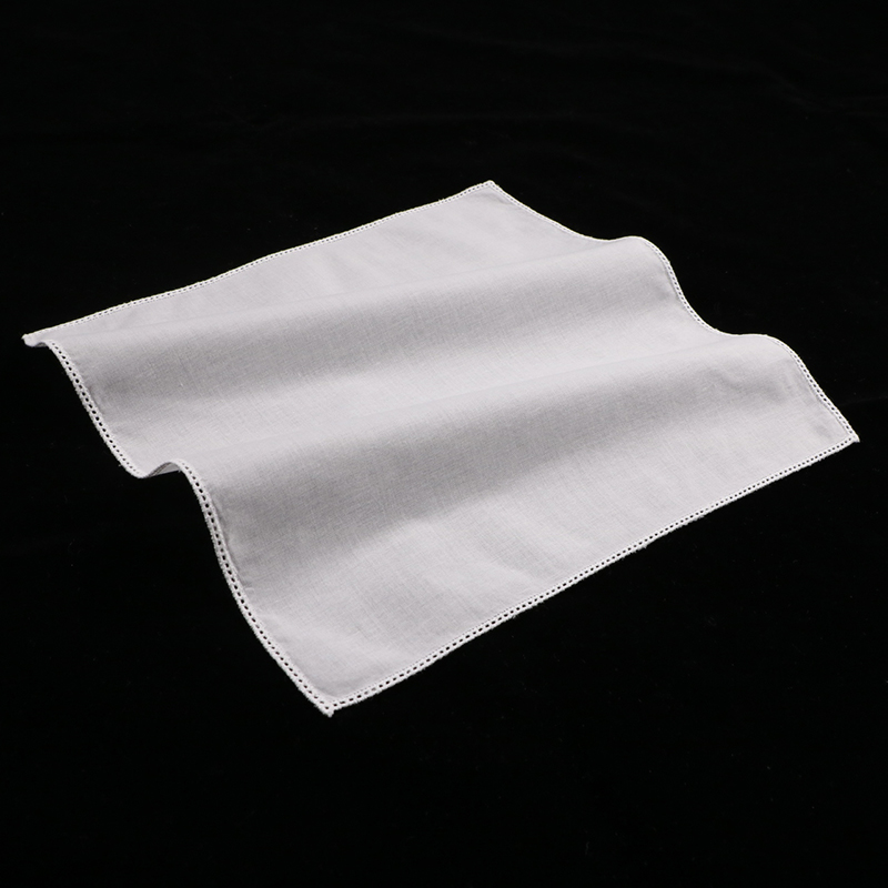مناديل قطنية بيضاء مطرزة بالدا - مراجعة Monogrammed Handkerchief وسعره